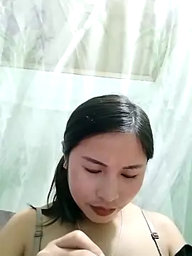 Snapshot of Mai4568 chatting on October 2025 02:04:02 PM Mai4568 online show from October 2025 02:04:02 PM