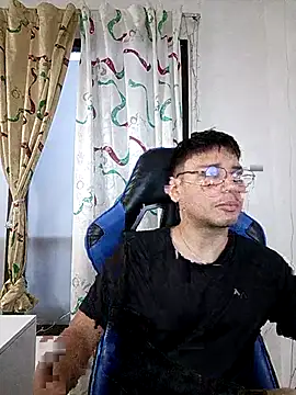 Snapshot of marcuswildx chatting on November 2025 10:59:01 AM marcuswildx online show from November 2025 10:59:01 AM