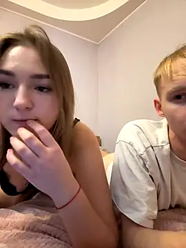 Snapshot of LinChka5789 chatting on October 2025 09:15:01 PM LinChka5789 online show from October 2025 09:15:01 PM