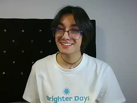Matti Mendez  online show from July 2026 03:40:02 PM