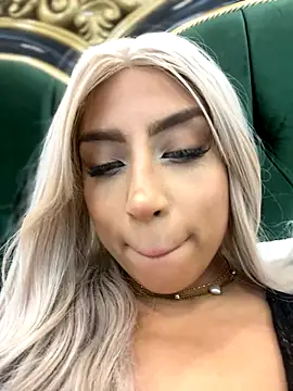 CourtneyRoses online show from October 2025 04:32:01 AM