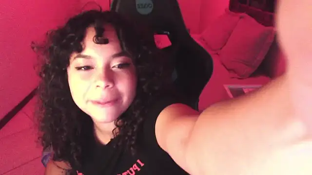 sweetamy326 online show from April 2026 10:01:01 PM