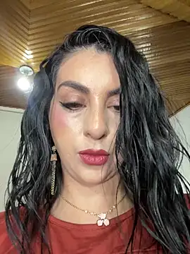 LlianneDiamond1 online show from August 2026 04:53:01 PM