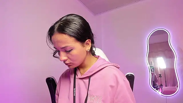 akira 09  online show from January 2026 12:32:02 PM