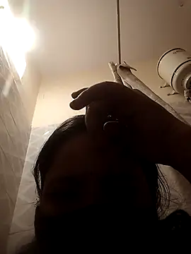 Cute-Purva online show from November 2025 09:37:02 PM