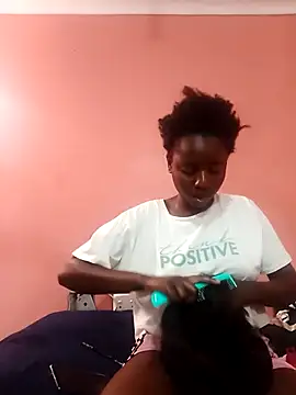 HotPetite 25 online show from November 2025 04:40:01 PM