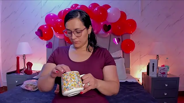 Snapshot of Michell_Monet chatting on February 2026 12:11:01 PM Michell Monet online show from February 2026 12:11:01 PM