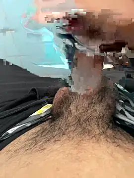 Snapshot of henrique61 chatting on September 2025 06:00:01 PM henrique61 online show from September 2025 06:00:01 PM