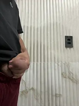 Snapshot of henrique61 chatting on February 2026 02:26:01 AM henrique61 online show from February 2026 02:26:01 AM