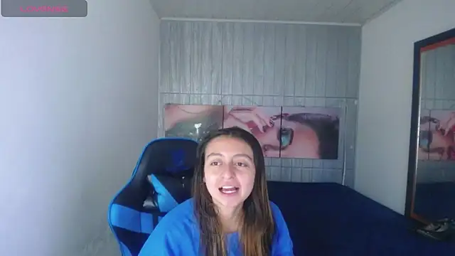 lala clark online show from November 2025 01:00:02 PM