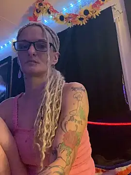 blondebarbiebae online show from October 2025 11:13:01 PM