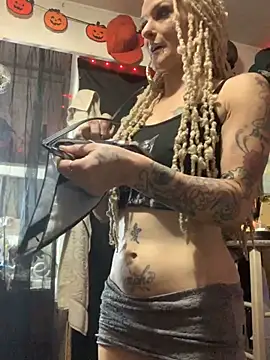 blondebarbiebae online show from November 2025 07:08:02 AM