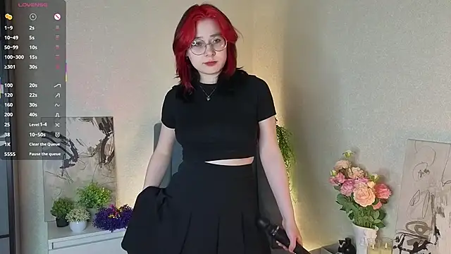 NyamNyamNyammm online show from October 2025 02:07:02 PM