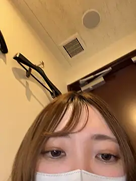 Moe v v online show from February 2026 09:52:02 AM