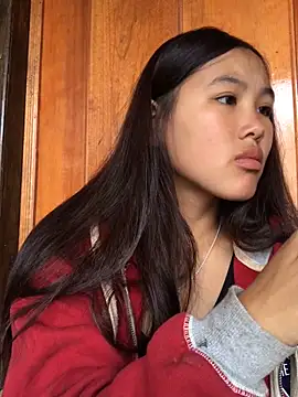 Mai lovely online show from November 2025 01:37:01 AM