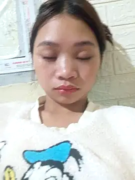 Mayy1 online show from October 2025 12:00:02 PM