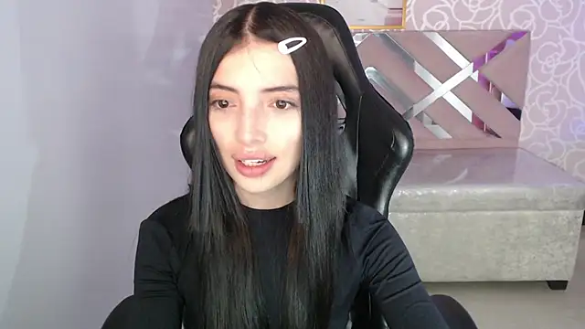 cynthia ch online show from October 2025 03:49:02 AM