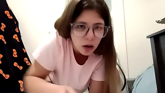 Snapshot of xofrankiefinexo chatting on September 2025 07:01:01 AM xofrankiefinexo online show from September 2025 07:01:01 AM