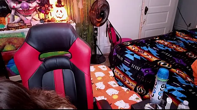 Snapshot of xofrankiefinexo chatting on October 2025 04:29:01 AM xofrankiefinexo online show from October 2025 04:29:01 AM