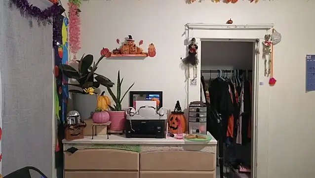 Snapshot of xofrankiefinexo chatting on October 2025 11:42:02 AM xofrankiefinexo online show from October 2025 11:42:02 AM