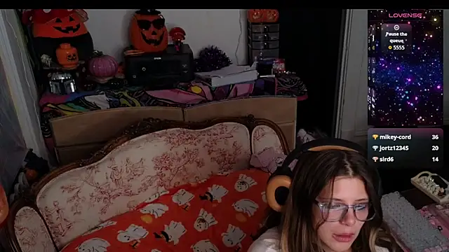 Snapshot of xofrankiefinexo chatting on October 2025 06:13:02 AM xofrankiefinexo online show from October 2025 06:13:02 AM