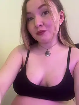 Amalie Smith online show from May 2026 11:27:02 AM