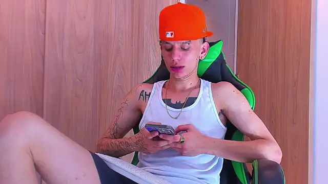 Skinny batman online show from October 2025 04:11:01 AM