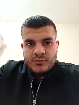 kadiirsekercii online show from April 2026 04:57:01 AM