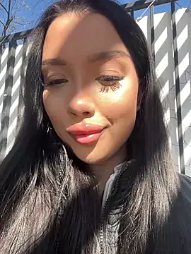 kiss Lissa online show from March 2026 09:33:02 AM