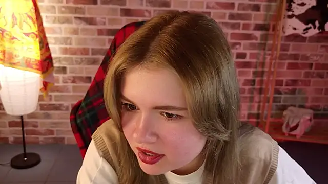 HaleySun online show from October 2025 01:11:01 PM