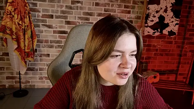 HaleySun online show from November 2025 09:11:02 AM