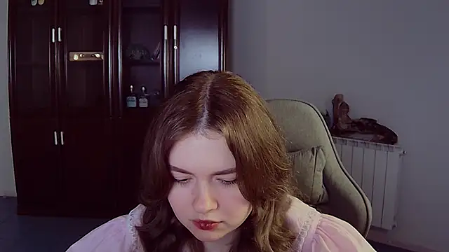 HaleySun online show from November 2025 09:39:01 AM