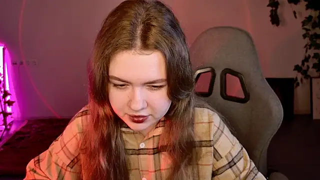 HaleySun online show from December 2025 01:17:04 PM