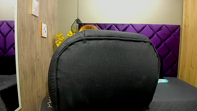 ChloeCampbell03 online show from September 2025 12:54:01 PM