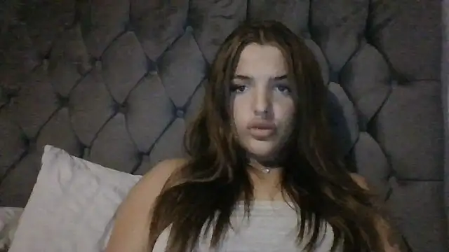 YourBabyx69x online show from October 2025 07:45:02 PM