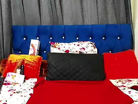 BustyBMWx online show from October 2025 09:24:01 PM