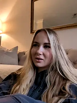 BarbieDolly x online show from October 2025 03:56:02 PM