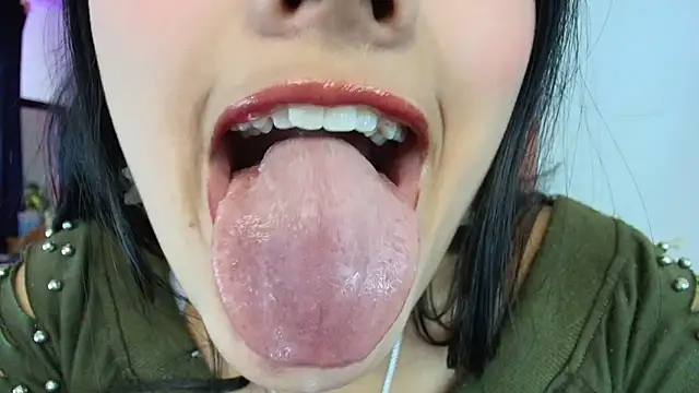 Snapshot of Hinata_21_ chatting on February 2026 08:59:01 PM Hinata 21 online show from February 2026 08:59:01 PM