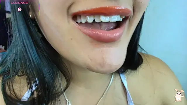 Snapshot of Hinata_21_ chatting on February 2026 08:52:01 PM Hinata 21 online show from February 2026 08:52:01 PM