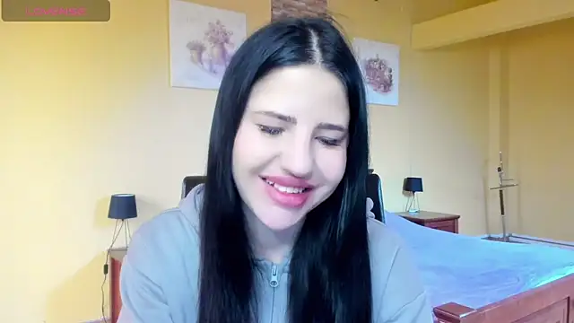 Malibu J online show from November 2025 08:44:01 AM