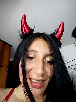   Antonella online show from October 2025 03:16:02 AM