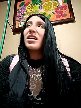   Antonella online show from October 2025 09:02:02 PM