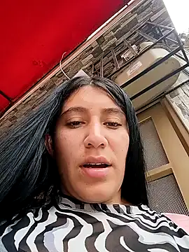   Antonella online show from October 2025 03:18:01 PM