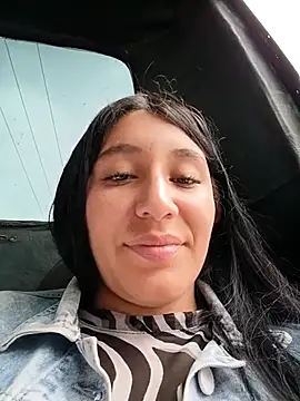   Antonella online show from November 2025 03:55:01 PM