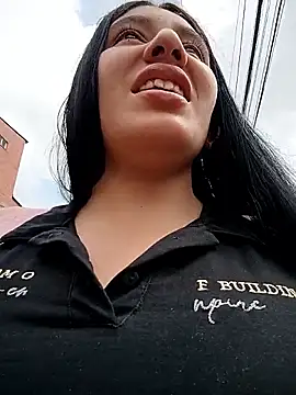   Antonella online show from November 2025 02:57:02 PM