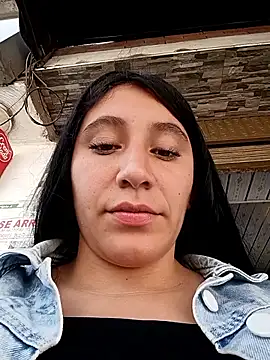   Antonella online show from November 2025 03:33:01 PM