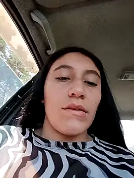   Antonella online show from November 2025 05:06:02 PM