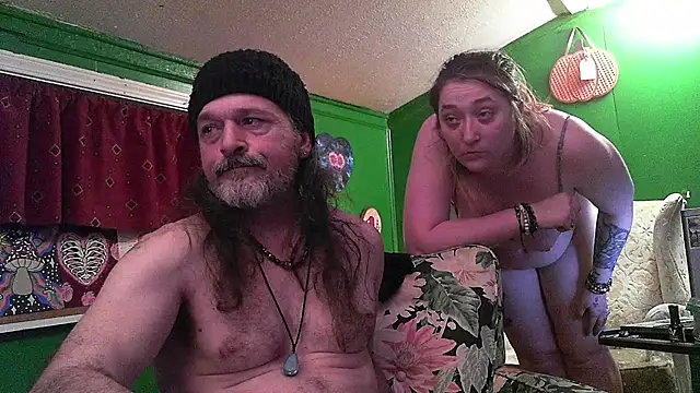 HippieDad333 online show from April 2026 06:52:01 AM