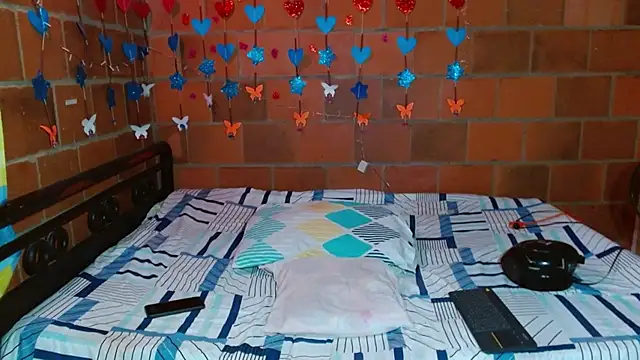 Snapshot of lorenacapelli chatting on October 2025 12:34:01 AM lorenacapelli online show from October 2025 12:34:01 AM