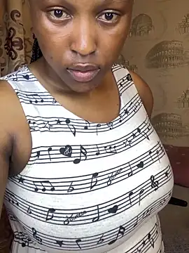 Bellabootie online show from March 2026 07:47:01 PM